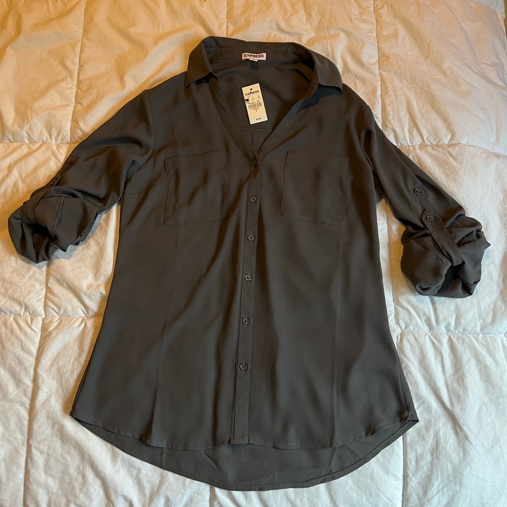 EXPRESS GREY BLOUSE W/ BUTTONS